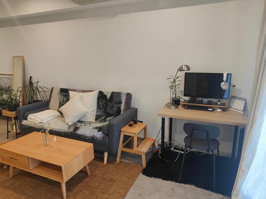Lakeside Apartment, Walking Distance To Foreshore Kingston Екстериор снимка